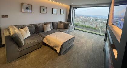 Luxury and Modern property with panoramic sea views and hot tub