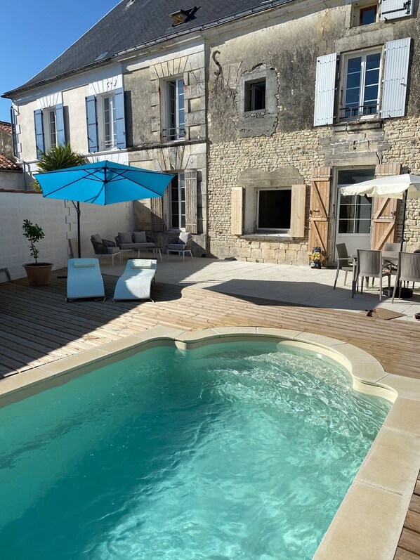 Outdoor pool, a heated pool