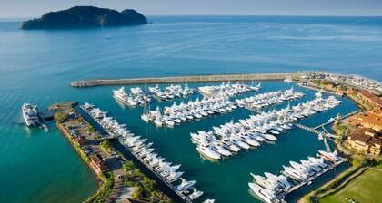 10 BR Luxury Villa 5 Min. to Los Suenos Marina and Golf ★ Prime Location ★