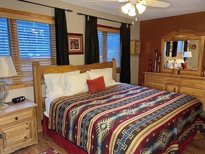 6 habitaciones, tabla de planchar con plancha y cuna de viaje 