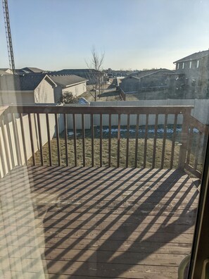 Property grounds - Cozy ranch style house in a quiet neighborhood (Sioux Falls)