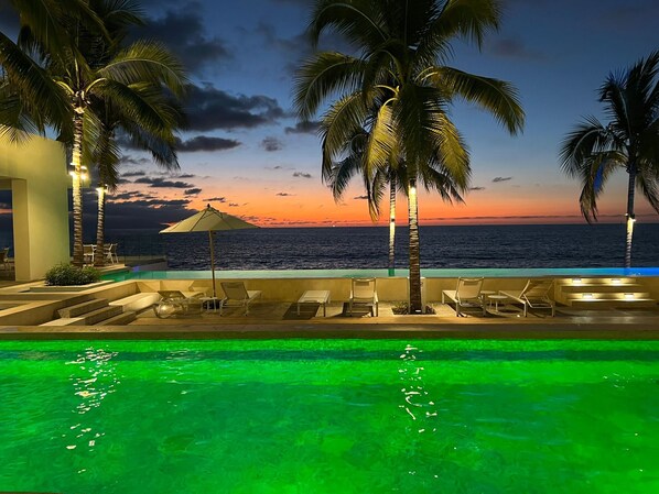 Outdoor pool, a heated pool