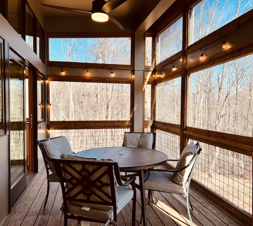Modern Mountain Cabin - 30 Private Acres near Old Rag & the Heart of Shenandoah