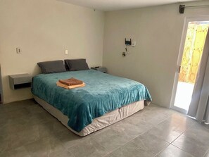 Unclassified image, 5 of 11, button - House whales 🐳🐋🐳 (Guerrero Negro)