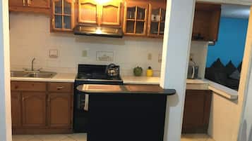 微波炉、洗碗机、茶具/咖啡用具、厨具/餐具