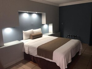 Basic Room | Free WiFi, bed sheets - Hotel Vista Marina (Puerto Peñasco)
