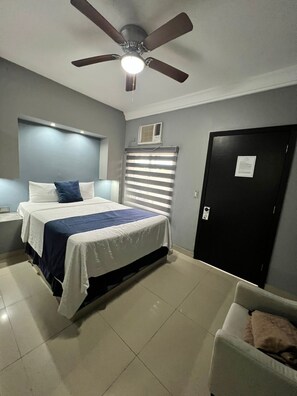 Free WiFi, bed sheets - Hotel Vista Marina (Puerto Peñasco)