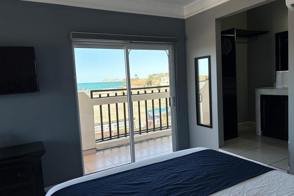 Basic Double Room | WiFi (free), bed sheets