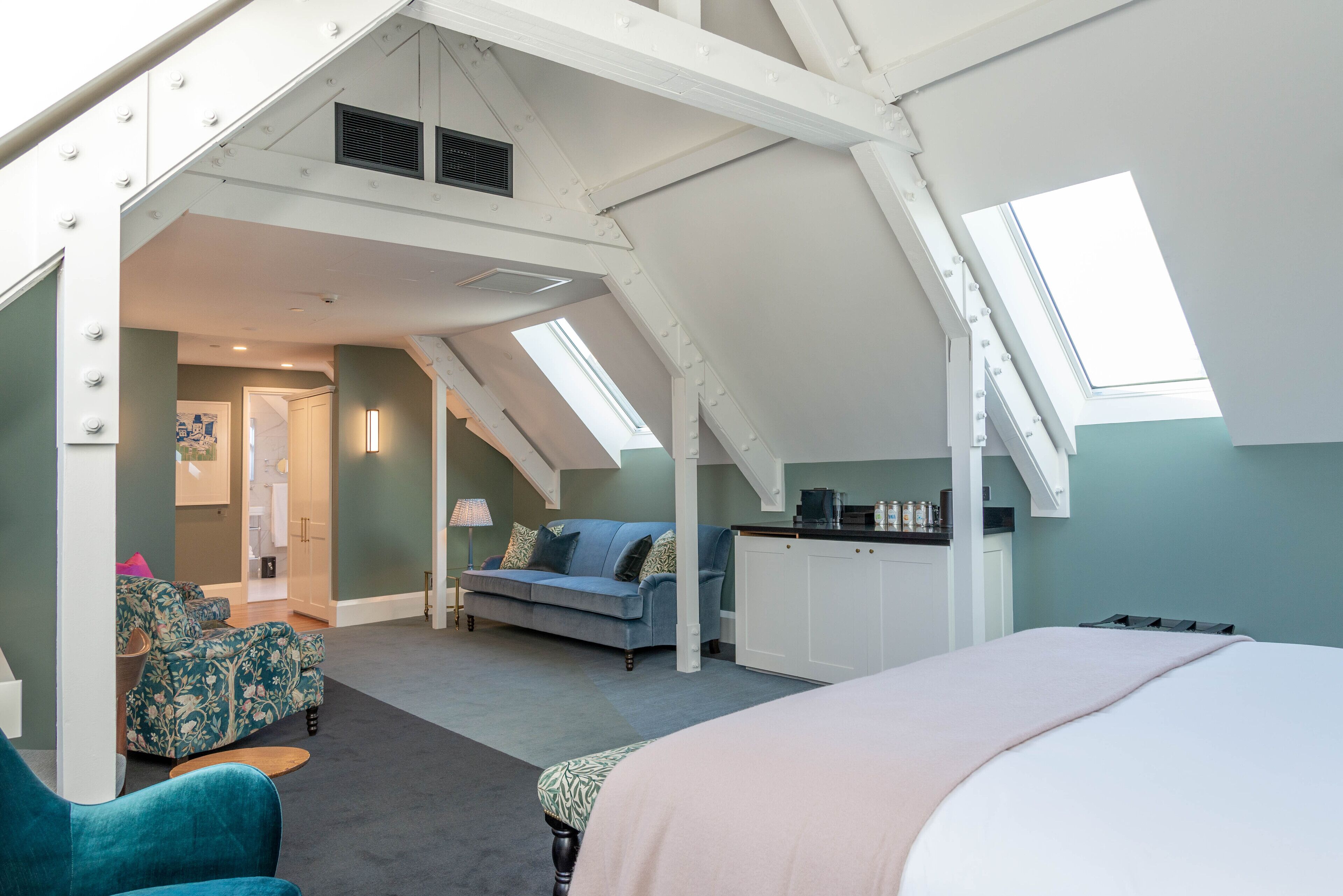 Habitación Royal (Skylight) | Ropa de cama de alta calidad, edredón y minibar 