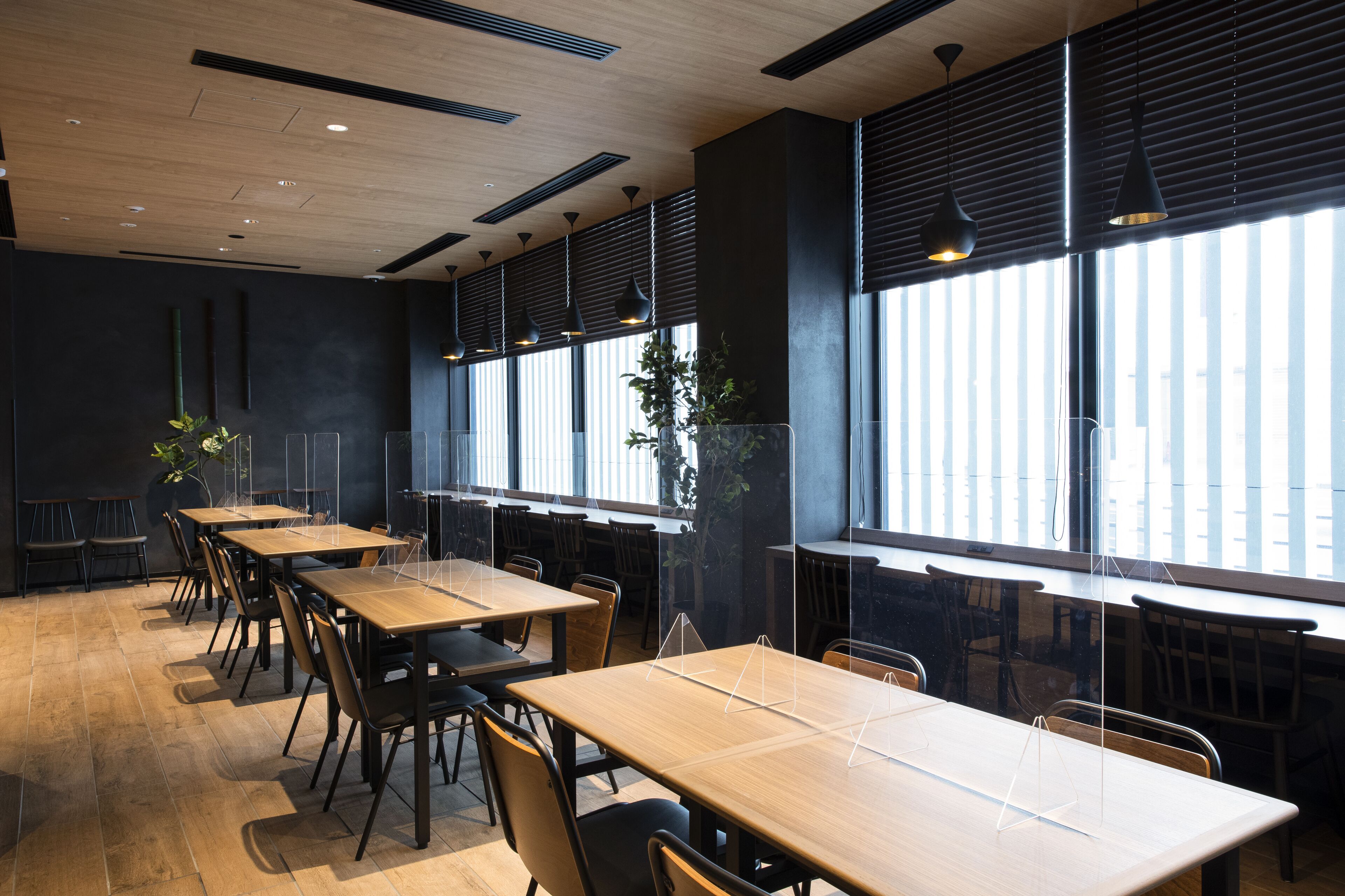 breakfast and lunch served