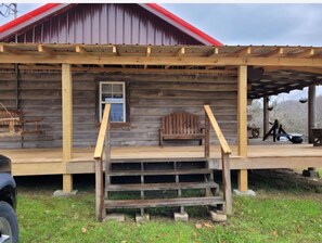Terrace/patio - Red River Gorge/Natural Bridge Cabin Rental (Booneville)