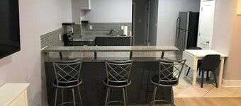 DC Modern Apartment In DC Close To Metro