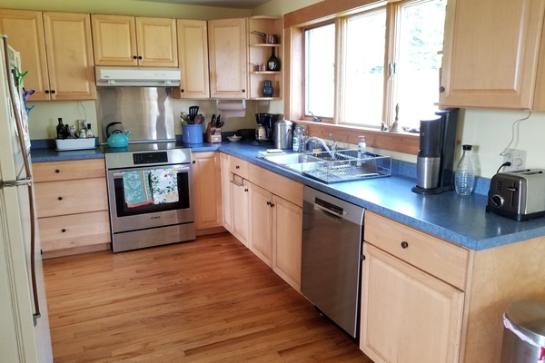 Refrigerador, microondas, horno, placa de cocina