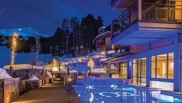 Indoor pool, outdoor pool
