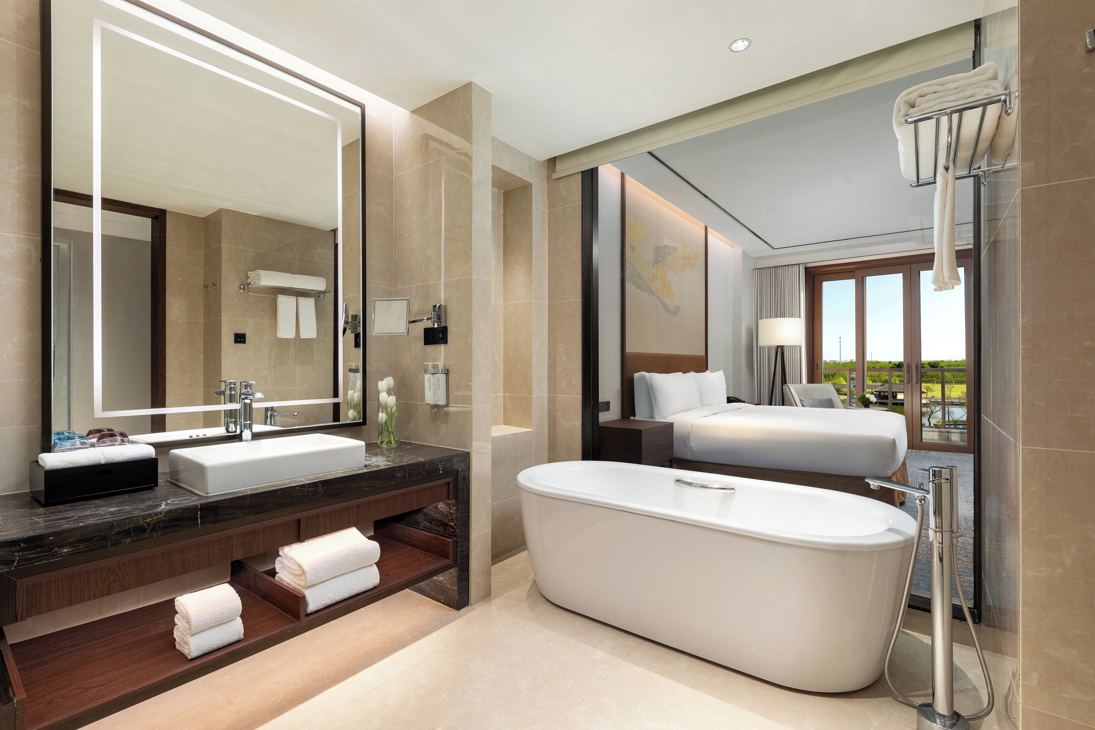 Premium-sengetøj, dundyner, senge med madrasser af memory foam