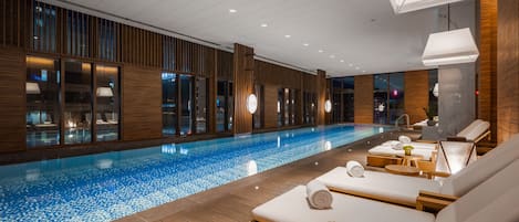 Indoor pool, pool loungers