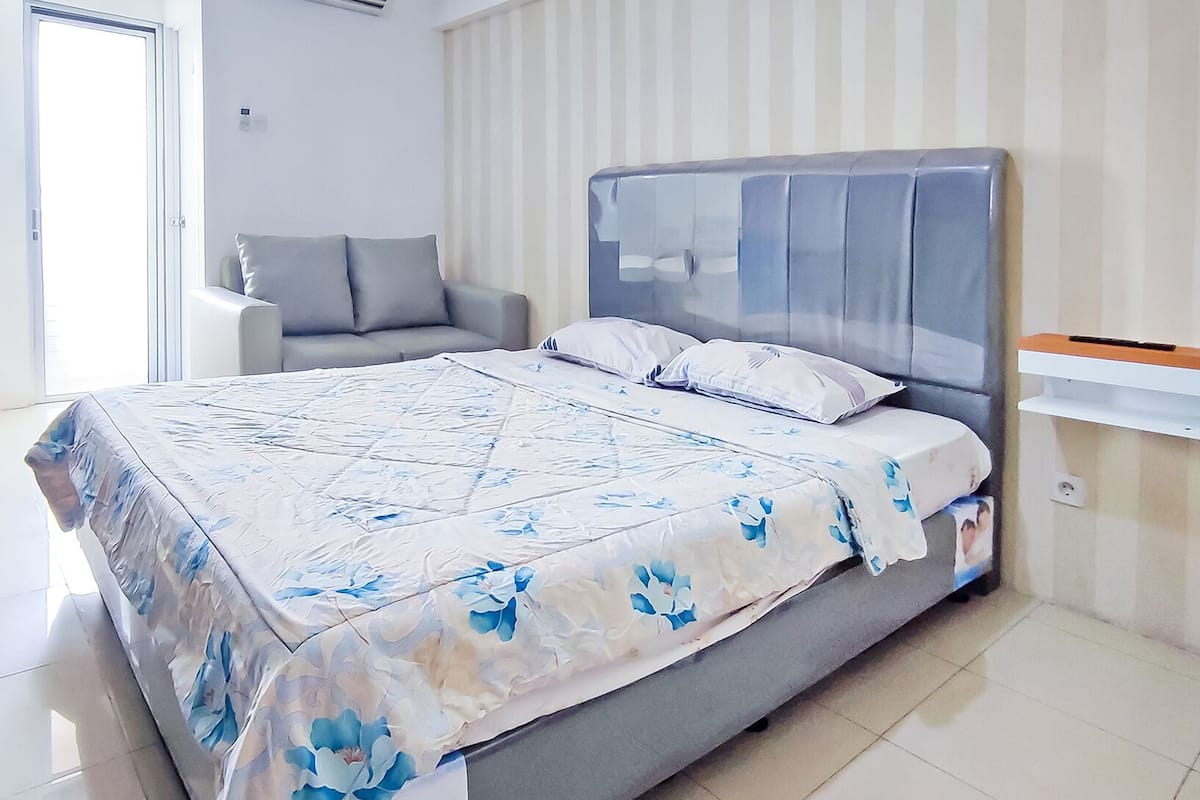 Superior-Apartment | Schreibtisch, kostenloses WLAN
