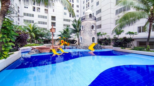 Outdoor pool - TRV at Bassura Apartment by Ruang Nyaman (Jakarta)