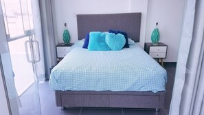 4 soverom, strykejern/-brett, wi-fi (inkludert) og sengetøy