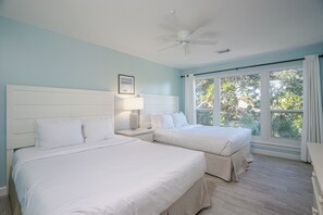 3 bedrooms, free WiFi, bed sheets - Fisherman's Cove- Golf cart included (Miramar Beach)