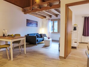 TV - Schwendi 3 by Interhome (Grindelwald)