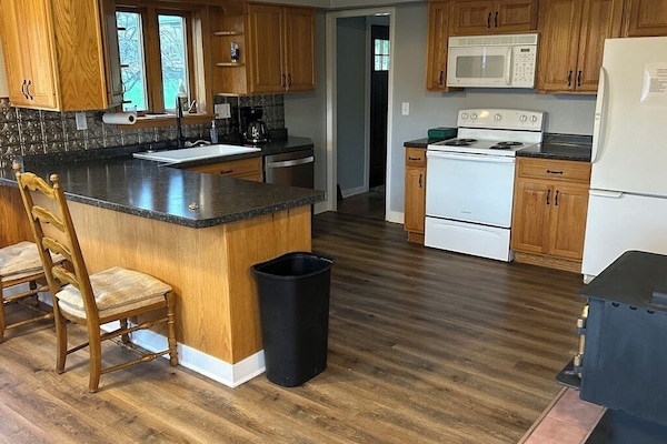 Microonde, forno, piano cottura, lavastoviglie