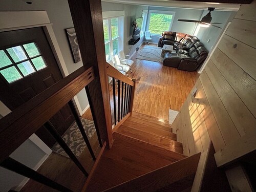 Private 5-bedroom farmhouse with AC in  Rural Houston