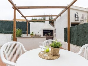 Outdoor dining - Vacation home Lucky by Interhome (Deltebre)