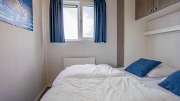 2 bedrooms, Internet