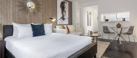 Iron/ironing board, free WiFi, bed sheets