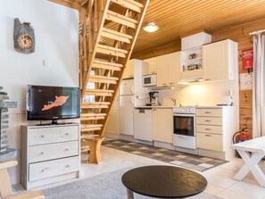 Réfrigérateur, four à micro-ondes, lave-vaisselle