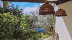 Garden - Garden Flat by STAY BnB (Larnaca)