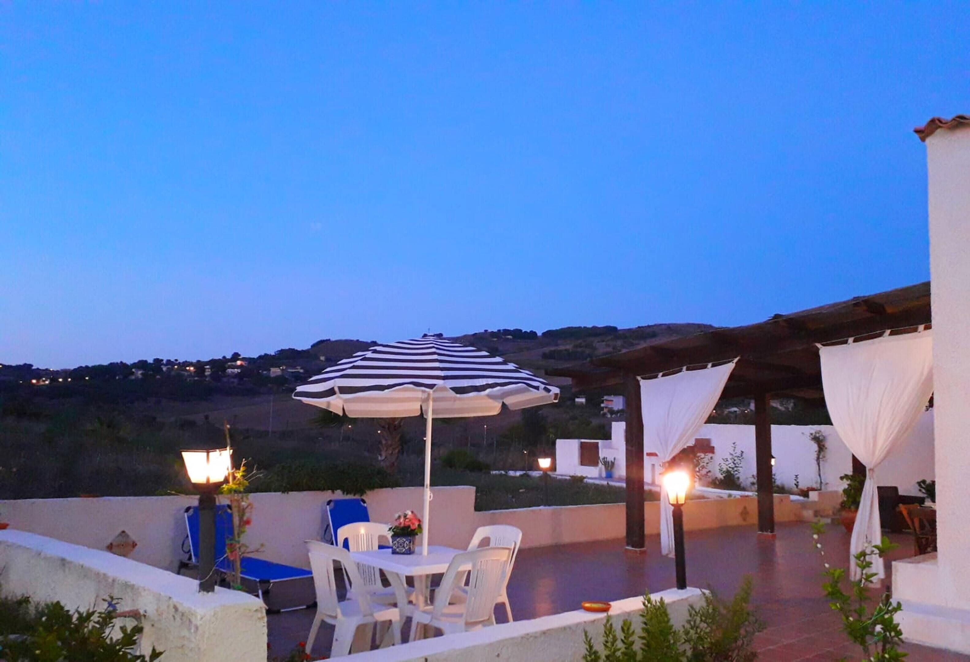 Chalet 1 camera, con giardino