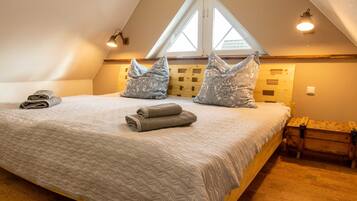 2 chambres, lit de bébé portatif, Wi-Fi, literie fournie