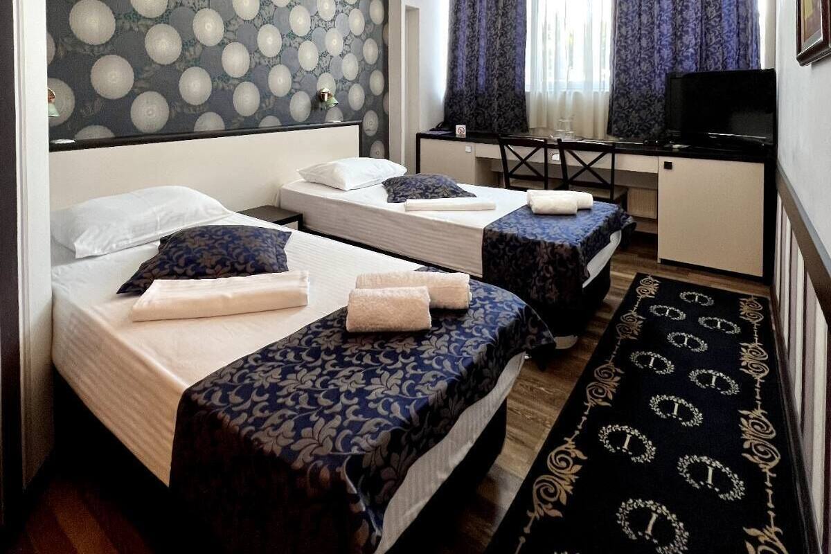 Phòng 2 giường đơn Tiêu chuẩn | Bộ đồ giường kháng dị ứng, chăn bông, minibar, két bảo mật tại phòng 