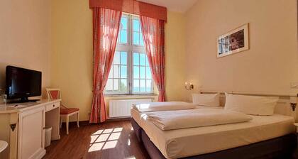 Double room castle lake side - Seehotel Schloss Klink