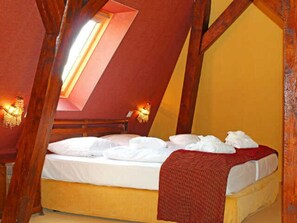 1 bedroom, in-room safe, desk, WiFi - Junior suite castle lakeside - Seehotel Schloss Klink (Klink)