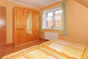 2 Schlafzimmer, Reisekinderbett, WLAN