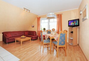 TV - Vacation apartment Flut - Holiday apartments Haus Meeresleuchten (Esens)