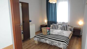 7 chambres, lit parapluie, Wi-Fi gratuit, draps fournis