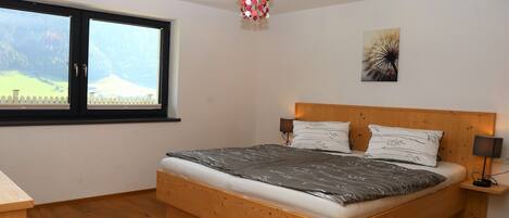 2 間睡房、免費 Wi-Fi