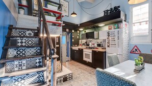 设计公寓 | 私人厨房 | 冰箱、厨具/餐具