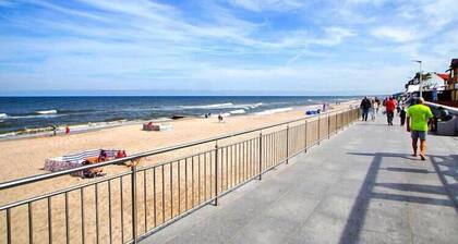 Cottage in Sarbinowo near the Beach