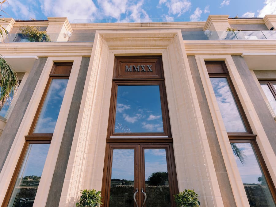 Majoituspaikan julkisivu