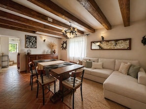 Interior - Tuscan House in the Green (Toscana)