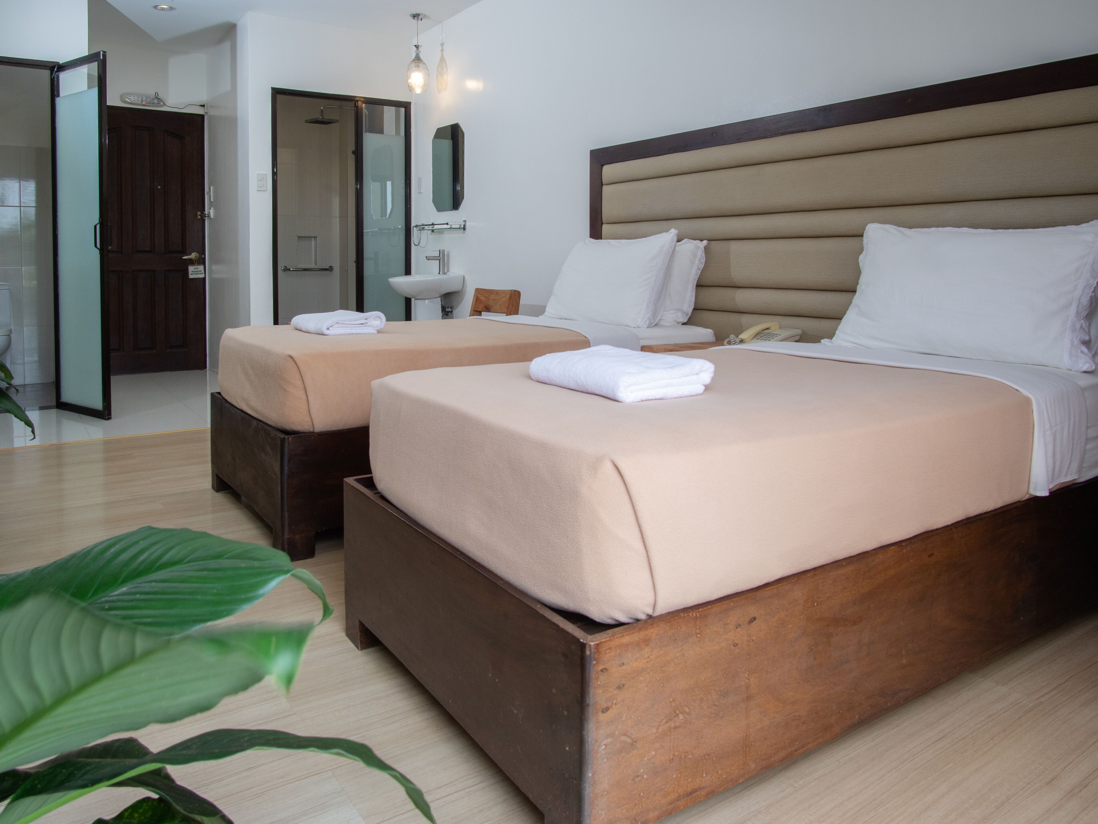 standard twin room | laptop workspace, blackout curtains, free wifi, bed sheets