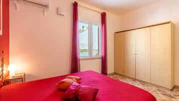 2 Schlafzimmer, Bügeleisen/Bügelbrett, kostenloses WLAN, Bettwäsche