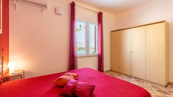 2 sovrum, strykjÀrn/strykbrÀda, gratis wi-fi och sÀngklÀder