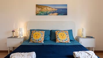 2 chambres, fer et planche Ă repasser, Wi-Fi gratuit, draps fournis