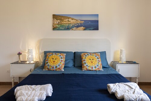 Appartement 'Mare & Relax' près de la mer avec terrasse et Wi-Fi